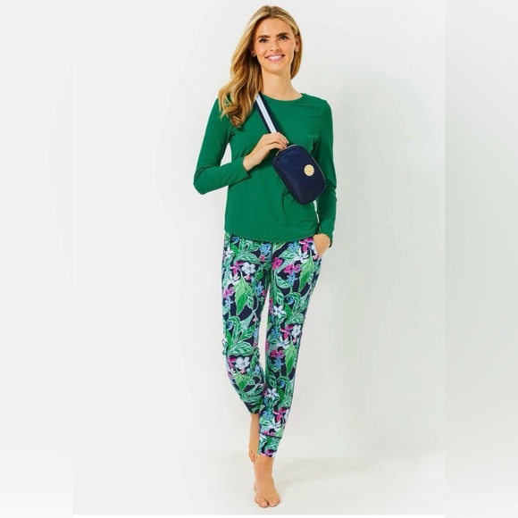 NWT Lilly Pulitzer Westley Luxletic Active SPF 50+ Green Long-Sleeve Tee, Size M - Picture 3 of 14